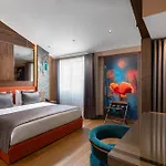 Hotel Nex & 4*