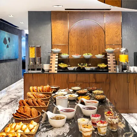 Hotel Nex & 4*