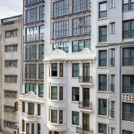 Nex & 4* Isztambul